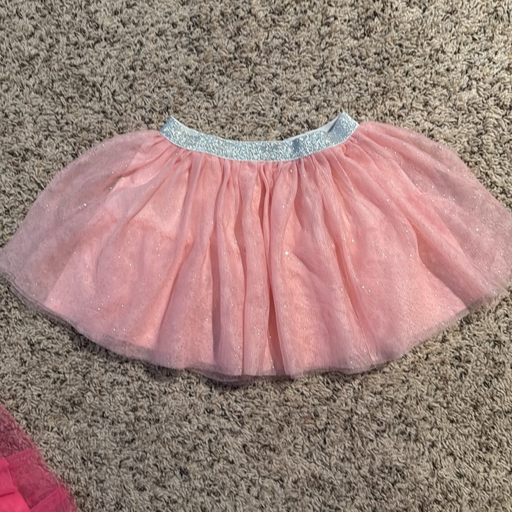 🆑FINAL PRICE‼️ Girls size 6 hot pink and light pink sparkly tulle skirts - Picture 3 of 3
